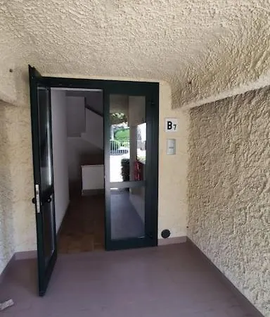 Apartment Casa Blu B7 4 *