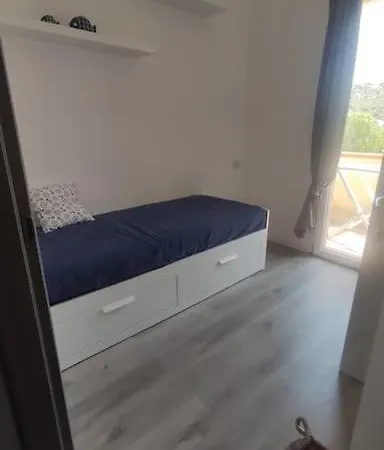 Casa Blu B7 4 *